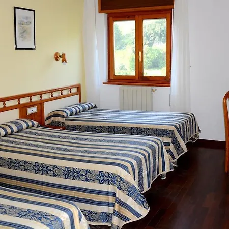 El Capitan Hotel Onís